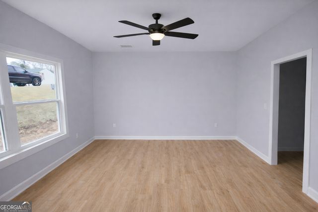 123 Duck Walk Way, Hogansville, GA 30230