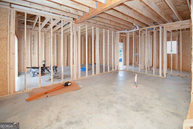 123 Duck Walk Way, Hogansville, GA 30230