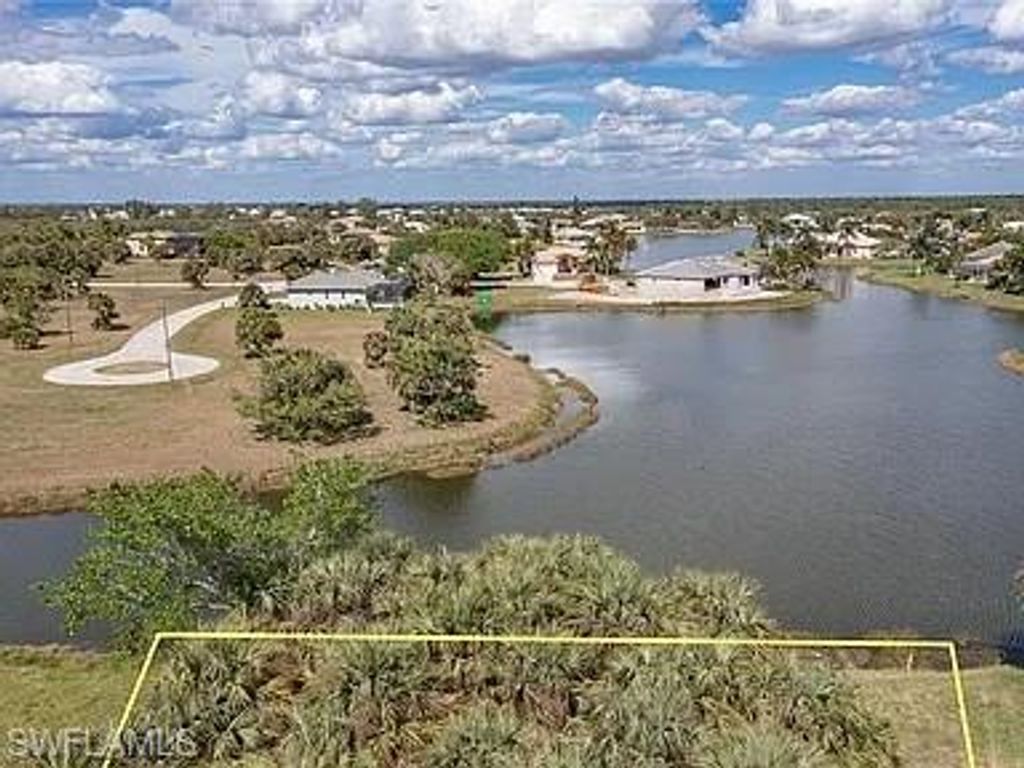 24274 Balearic LN, PUNTA GORDA, FL 33955 — photo 3