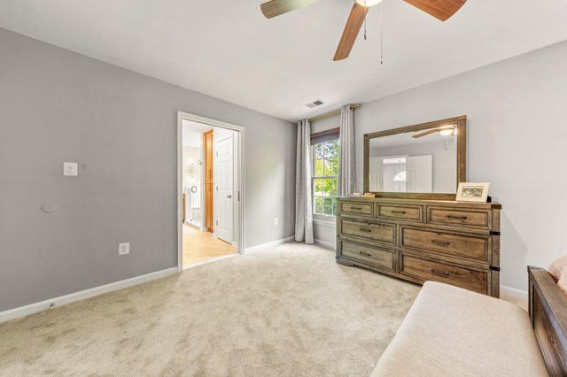 20600 PARKSIDE CIR, Sterling, VA 20165