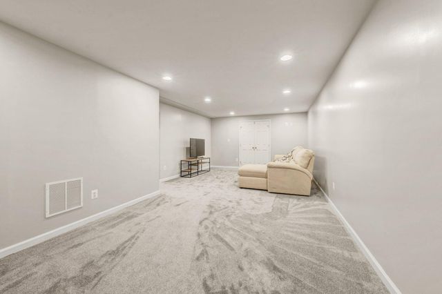 20600 PARKSIDE CIR, Sterling, VA 20165