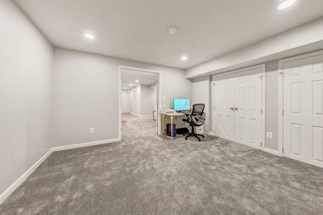 20600 PARKSIDE CIR, Sterling, VA 20165