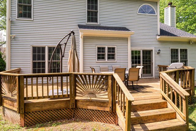 20600 PARKSIDE CIR, Sterling, VA 20165