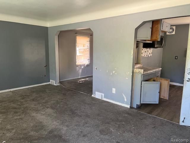 14440 Chelsea Street, Detroit, MI 48213
