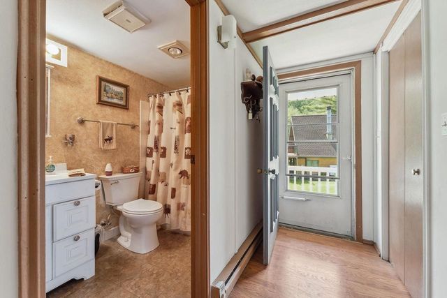 E4451 County Road F, La Valle, WI 53941