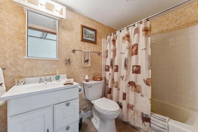 E4451 County Road F, La Valle, WI 53941