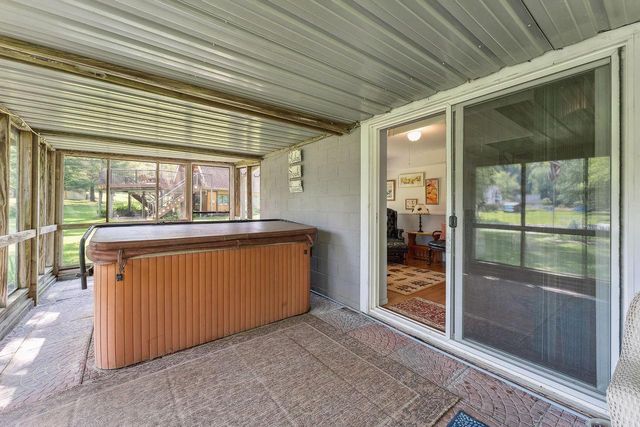 E4451 County Road F, La Valle, WI 53941