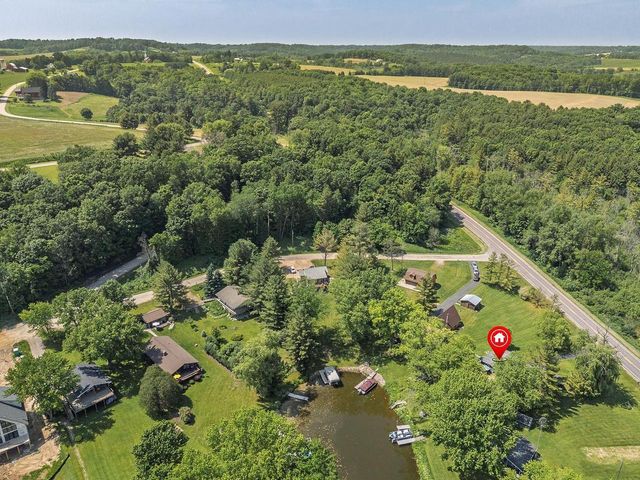 E4451 County Road F, La Valle, WI 53941