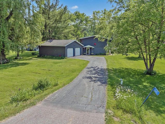 E4451 County Road F, La Valle, WI 53941