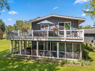 E4451 County Road F, La Valle, WI 53941