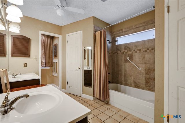 8211 Knute Rockne Street, San Antonio, TX 78240