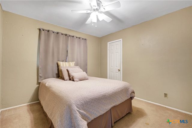 8211 Knute Rockne Street, San Antonio, TX 78240