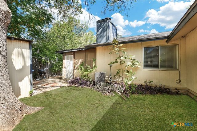 8211 Knute Rockne Street, San Antonio, TX 78240