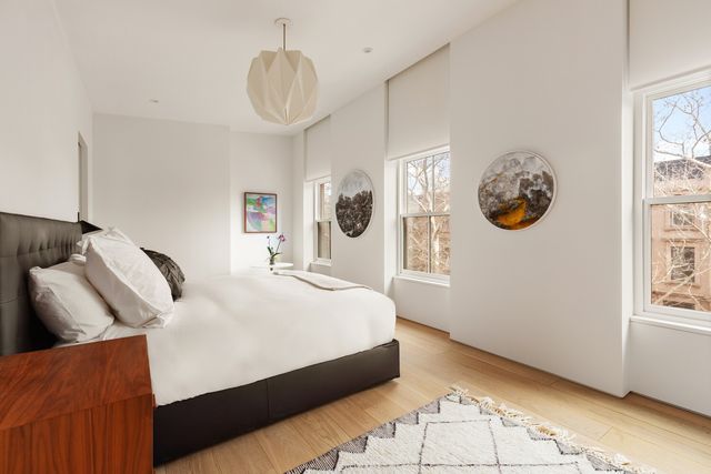 368 CLINTON Street, New York City, NY 11231
