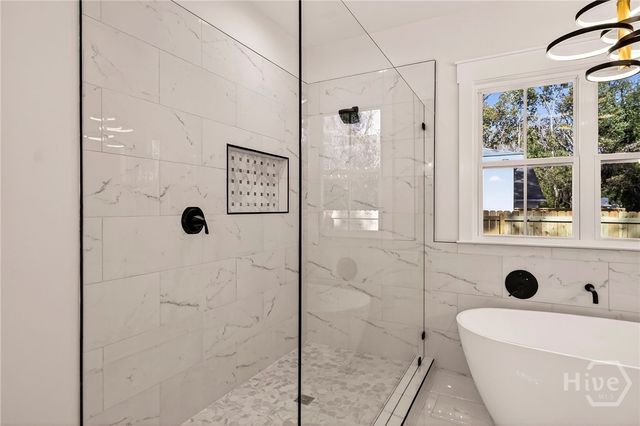 2322 Bonaventure Road, Savannah, GA 31404