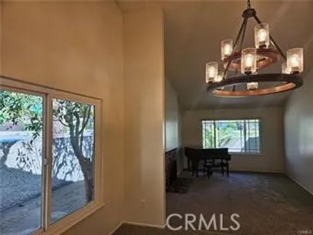 1194 W 14th Street, Upland, CA 91786