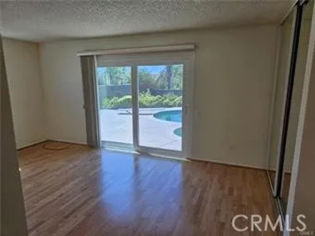1194 W 14th Street, Upland, CA 91786