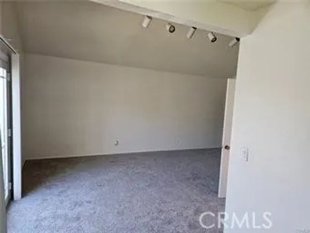 1194 W 14th Street, Upland, CA 91786