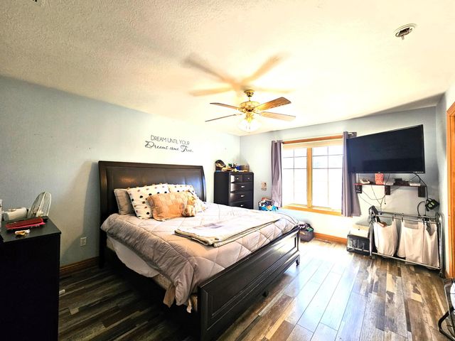 1414 E Smith Street, Springfield, MO 65803