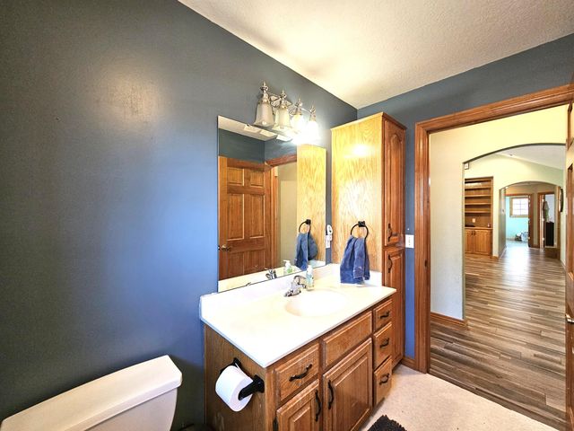 1414 E Smith Street, Springfield, MO 65803