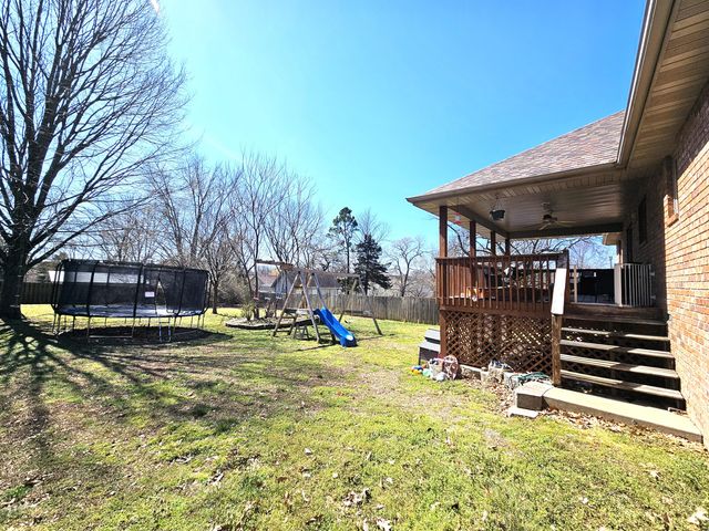 1414 E Smith Street, Springfield, MO 65803