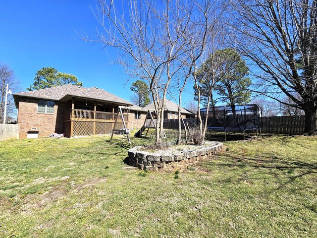 1414 E Smith Street, Springfield, MO 65803