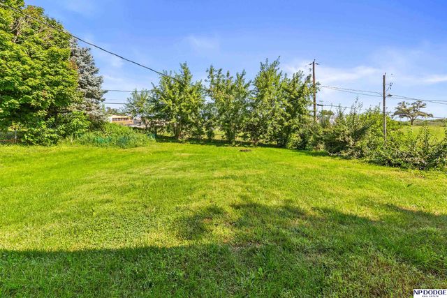 7522 Hartman Avenue, Omaha, NE 68134