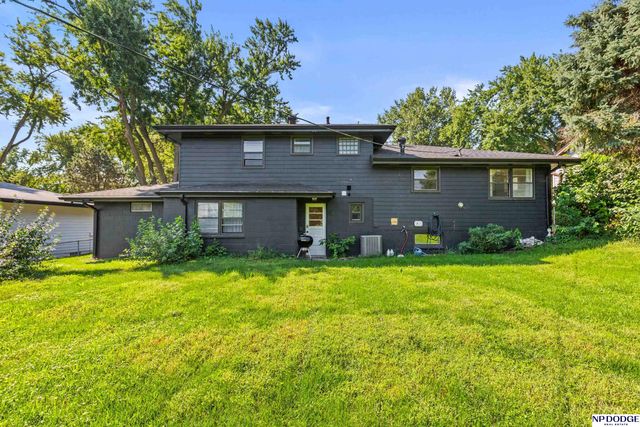 7522 Hartman Avenue, Omaha, NE 68134