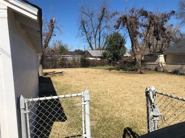 2567 Broadway Drive, Bossier City, LA 71111