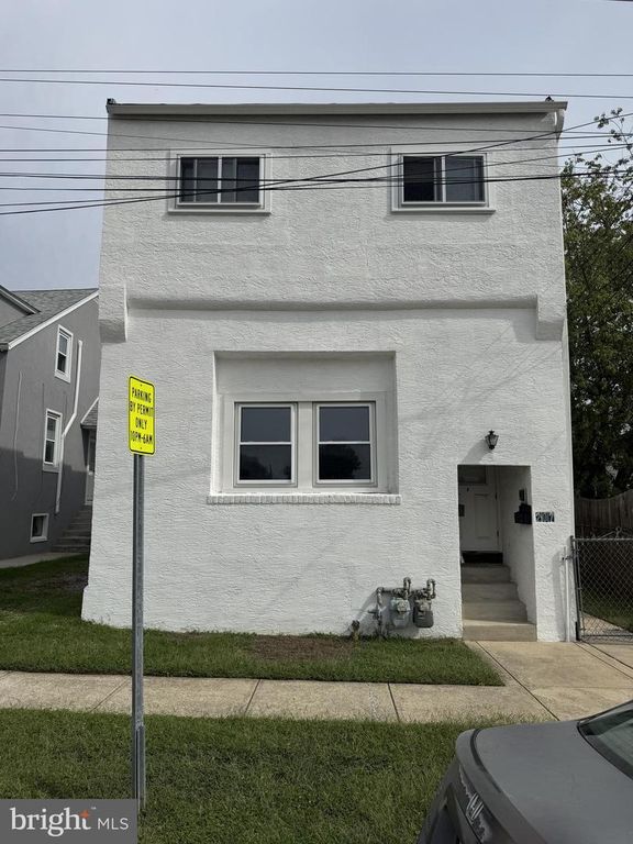 207 CARRE AVE, Essington, PA 19029