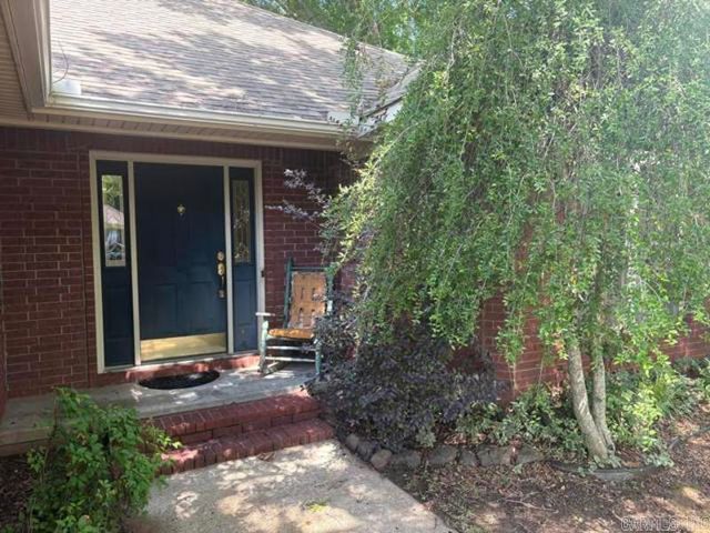 2125 Sprucewood Drive, Conway, AR 72032