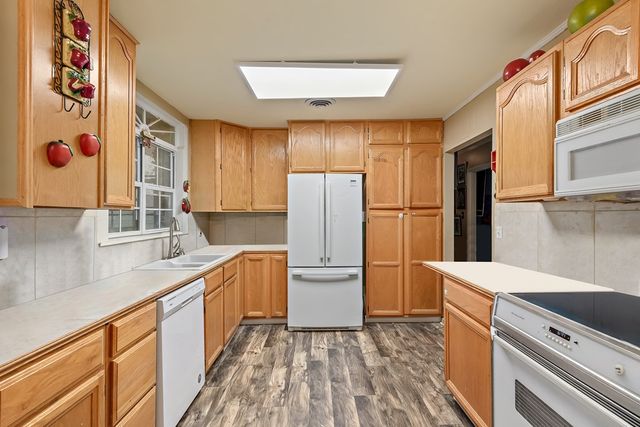 178 Jasmine Dr, Ozark, AL 36360