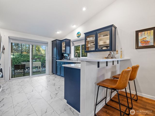 179 NW 12th Court, Oak Harbor, WA 98277