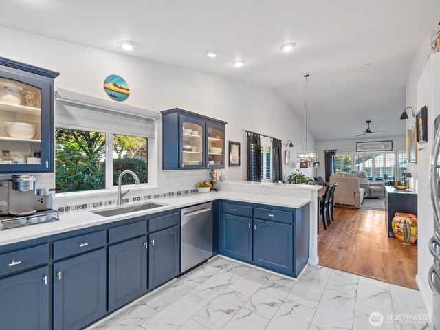 179 NW 12th Court, Oak Harbor, WA 98277