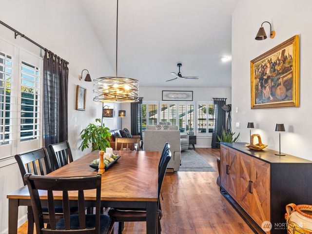 179 NW 12th Court, Oak Harbor, WA 98277