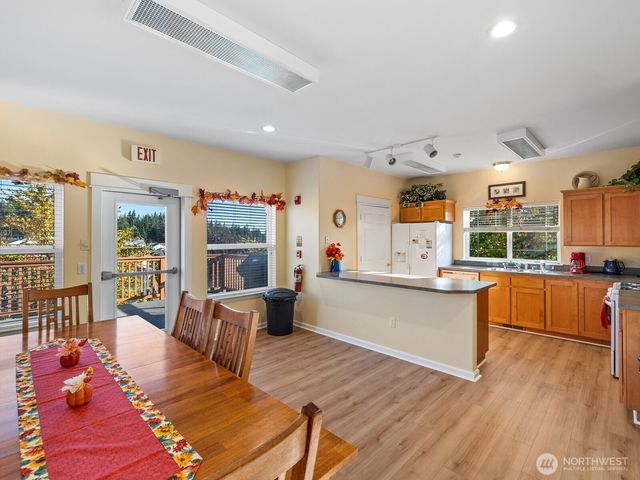 179 NW 12th Court, Oak Harbor, WA 98277