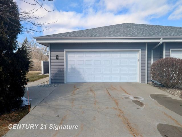 9 Sanctuary Way, Freeland, MI 48623