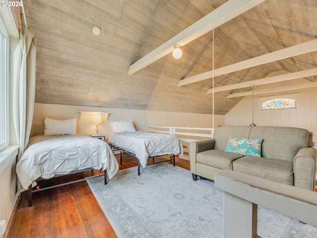 2515 SUNSET Blvd, Seaside, OR 97138