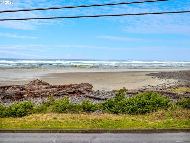 2515 SUNSET Blvd, Seaside, OR 97138