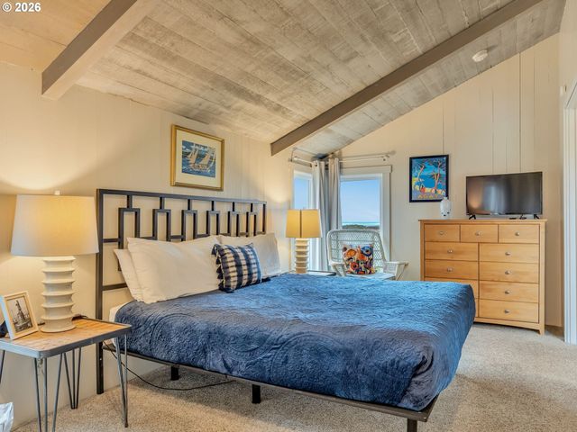 2515 SUNSET Blvd, Seaside, OR 97138