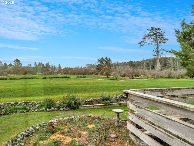 2515 SUNSET Blvd, Seaside, OR 97138