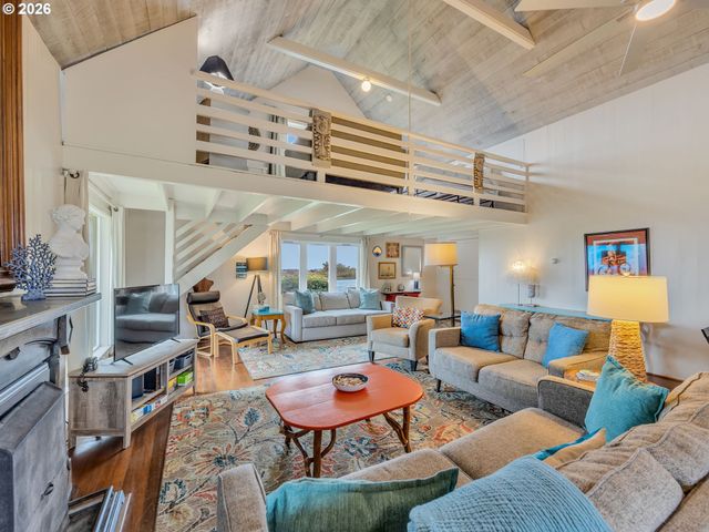 2515 SUNSET Blvd, Seaside, OR 97138