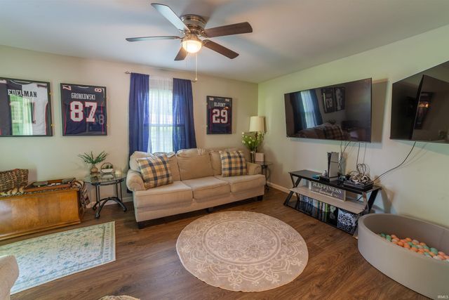 3707 Willow Bend Drive, Evansville, IN 47710