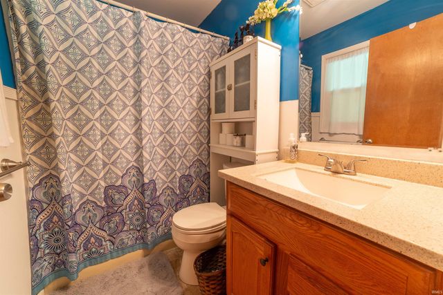 3707 Willow Bend Drive, Evansville, IN 47710