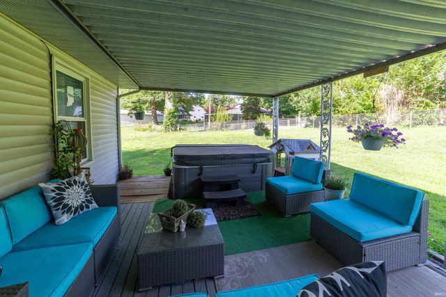 3707 Willow Bend Drive, Evansville, IN 47710