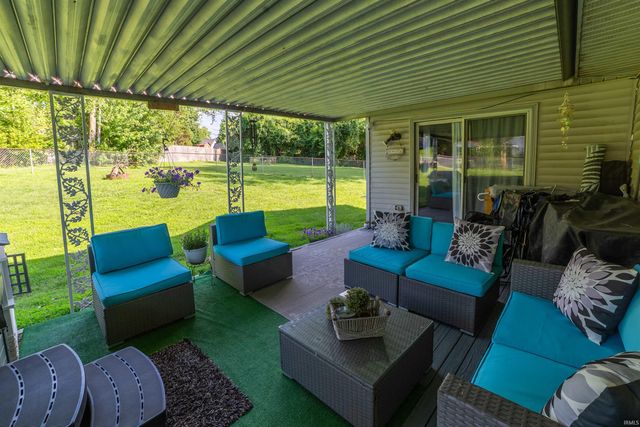 3707 Willow Bend Drive, Evansville, IN 47710