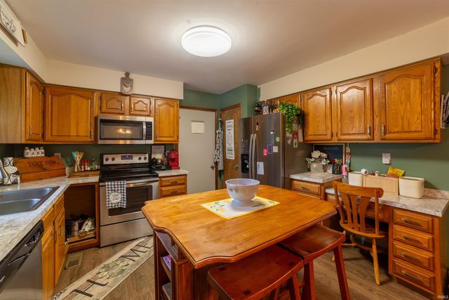3707 Willow Bend Drive, Evansville, IN 47710