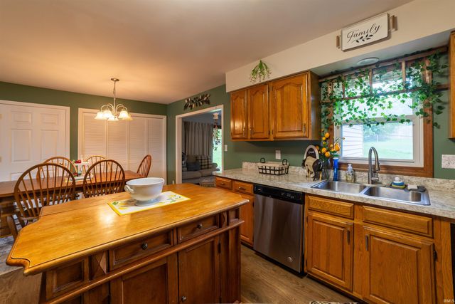 3707 Willow Bend Drive, Evansville, IN 47710