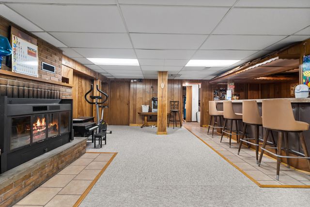 108 E Grove Street, Poplar Grove, IL 61065