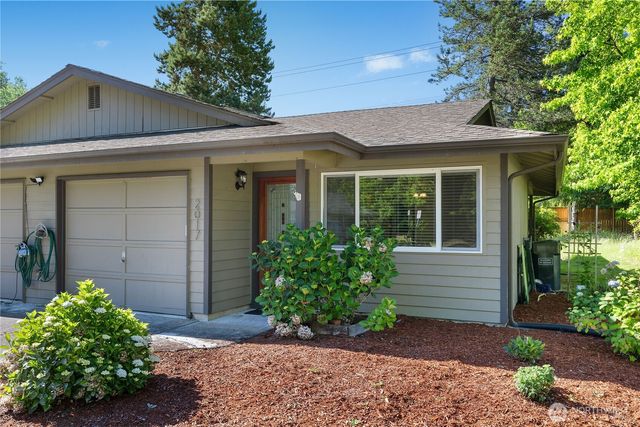 2015 2017 8th Court SW, Olympia, WA 98502